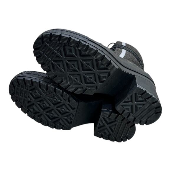 Converse CTAS GR82 Extra-High Top
Boots - Picture 8 of 11